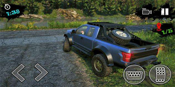 驾驶皮卡进行竞速的游戏